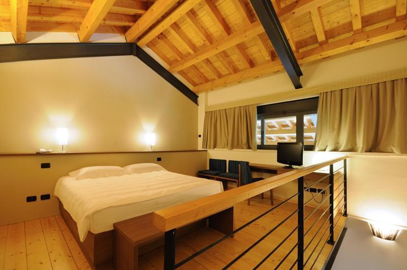 Вилла Agriturismo Colombarino Дезенцано-дель-Гарда Номер фото